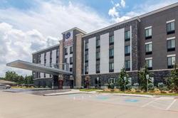Comfort Suites Airport on Meridian