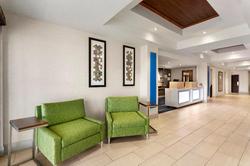 Holiday Inn Express and Suites Durant