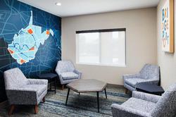 Holiday Inn Express and Suites Bridgeport