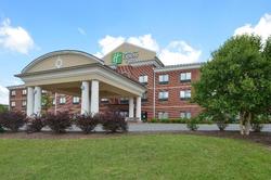 Holiday Inn Express and Suites Bridgeport