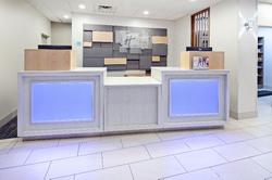Holiday Inn Express and Suites Clovis Fresno Area