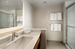 Holiday Inn Express and Suites Altoona