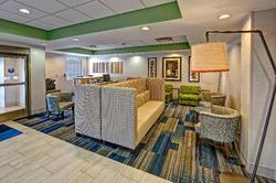 Holiday Inn Express and Suites Crossville