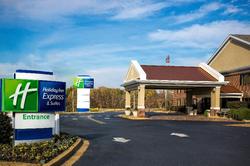 Holiday Inn Express and Suites Corinth
