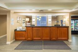 Holiday Inn Express and Suites Auburn