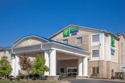 Holiday Inn Express and Suites Clarksville