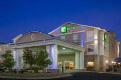 Holiday Inn Express and Suites Clarksville