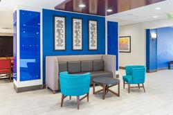 Holiday Inn Express and Suites Albuquerque Midtown