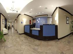 Holiday Inn Express and Suites Albuquerque Airport