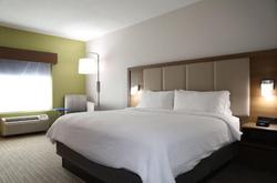 Holiday Inn Express and Suites Albuquerque Airport