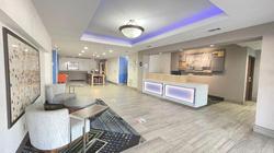 Holiday Inn Express and Suites Decatur