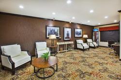 Holiday Inn Express and Suites Washington Meadow L
