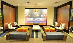 Holiday Inn & Suites Charleston West