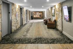 Holiday Inn Hotel and Suites Des Moines Northwest