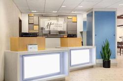 Holiday Inn Express San Antonio-Airport
