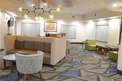 Holiday Inn Express Waterloo Cedar Falls