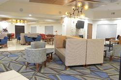 Holiday Inn Express Waterloo Cedar Falls
