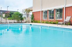 Holiday Inn Express and Suites Livingston