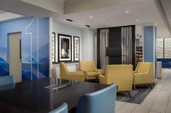 Holiday Inn Express & Suites Pittsburgh North Shor