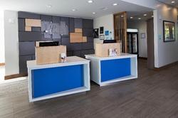 Holiday Inn Express and Suites Bay City