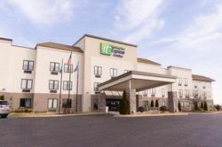 Holiday Inn Express and Suites Madison