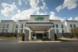 Holiday Inn Express and Suites Madison