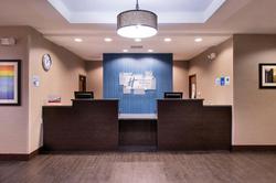 Holiday Inn Express and Suites Bakersfield Airport