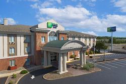 Holiday Inn Express and Suites Chambersburg