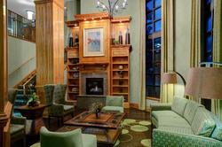 Holiday Inn Express and Suites Atlanta Buckhead