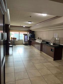 B/W Watertown Inn and Suites