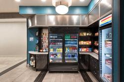 Holiday Inn Express and Suites Charlotte Airport