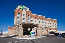 Holiday Inn Express and Suites Denver East Peoria