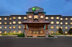 Holiday Inn Express and Suites Denver Airport