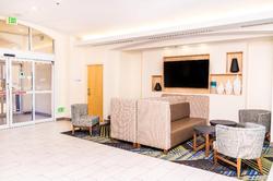 Holiday Inn Express & Suites Las Vegas SW