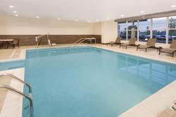 Holiday Inn Express and Suites Sandusky