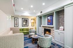 Holiday Inn Express and Suites Columbus