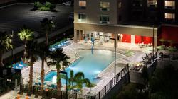 Holiday Inn Express & Suites Orlando at Seaworld