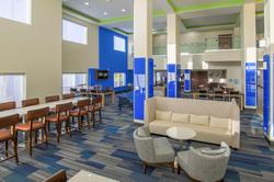 Holiday Inn Express Suites Raymondville
