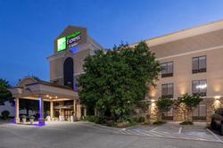 Holiday Inn Express Suites Arlington I 20 Parks Ma