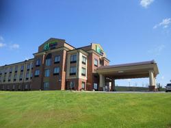 Holiday Inn Express and Suites Greensburg