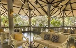 Let's Hyde Resort & Villas