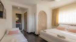 La Brezza Suite & Hotel