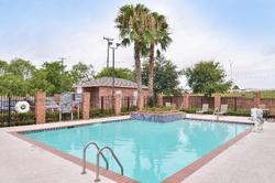Holiday Inn Express Hotel & Suites San Antonio