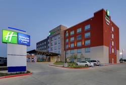 Holiday Inn Express & Sui Dallas NW HWY Love Field