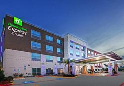 Holiday Inn Express & Suites Brenham South