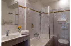 Hostellerie Le Beffroi, The Originals Relais