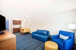 Days Inn & Suites By Wyndham Kearney