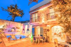 Alacatı Asmalı Konak Hotel