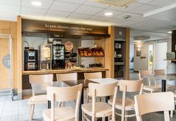 B&B HOTEL Aix En Provence Le Tholonet