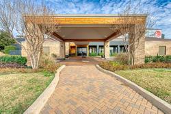 Super 8 by Wyndham Dallas Love Field Airport
